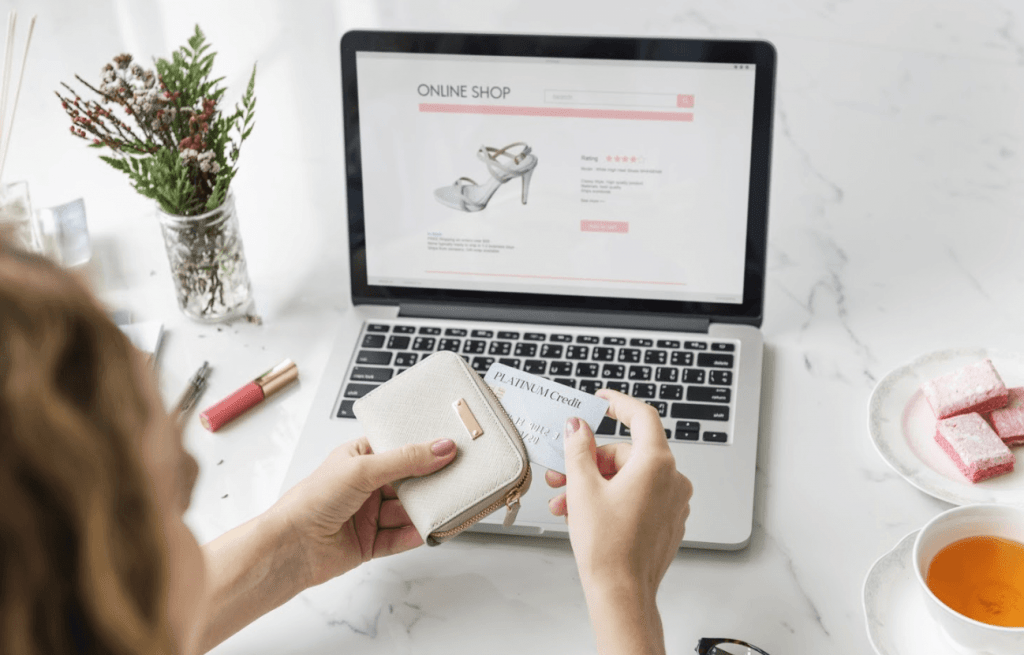 Importance of Presentation for Topping The Fashion Ecommerce Business Trends
